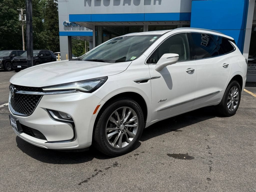 2022 Buick Enclave Avenir in White Frost Tricoat — front three-quarter view