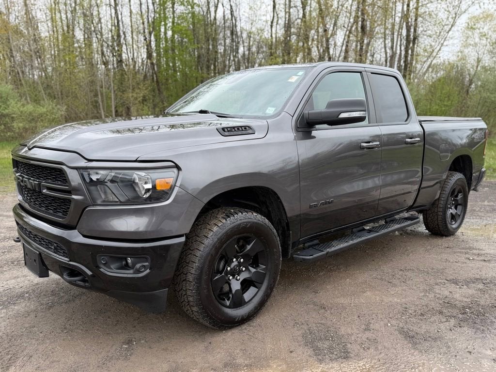 2022 RAM 1500 Big Horn Quad Cab 4x4 6'4" Box in Gray — front three-quarter view