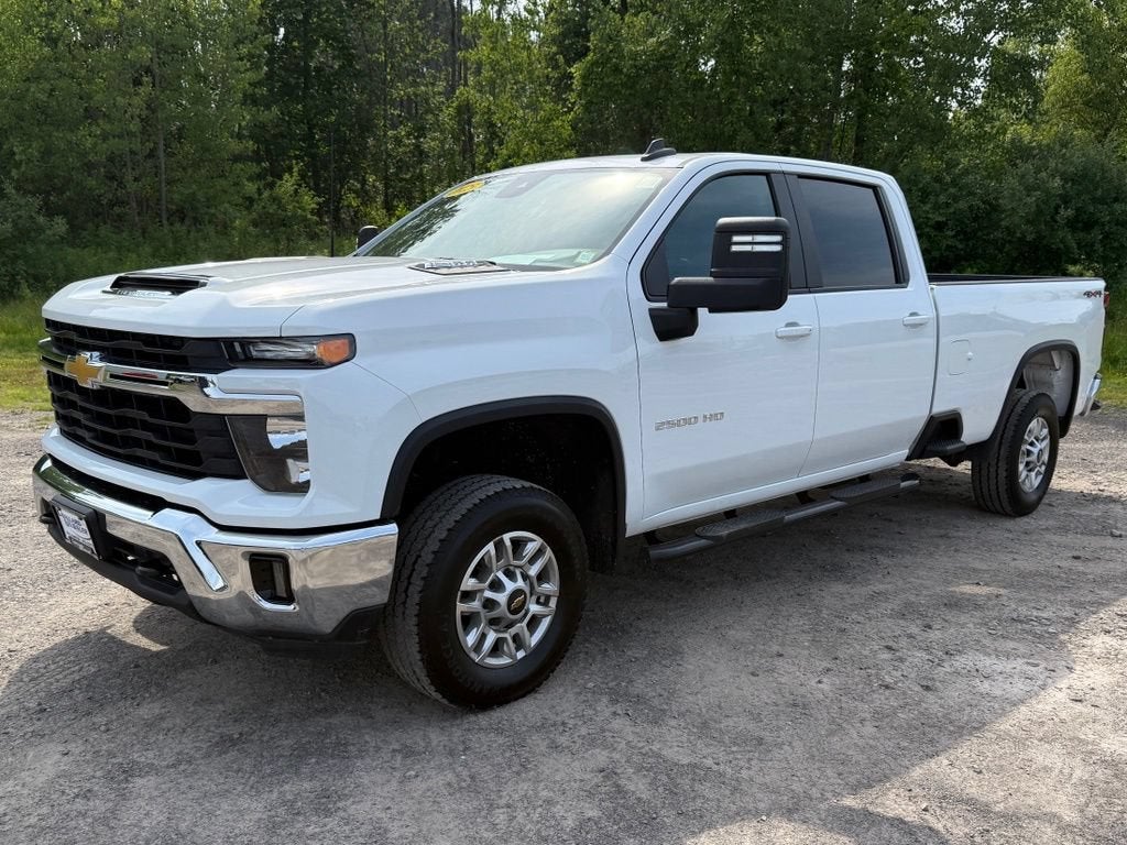 2025 Chevrolet Silverado 2500 HD LT in Summit White — front three-quarter view