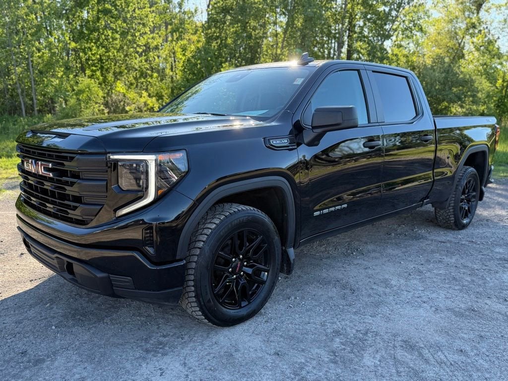 2024 GMC Sierra 1500 Pro in Onyx Black — front three-quarter view