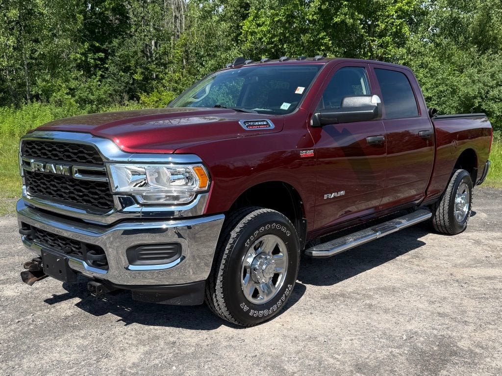 2019 RAM 2500 Tradesman Crew Cab 4x4 6'4" Box in Red — front three-quarter view