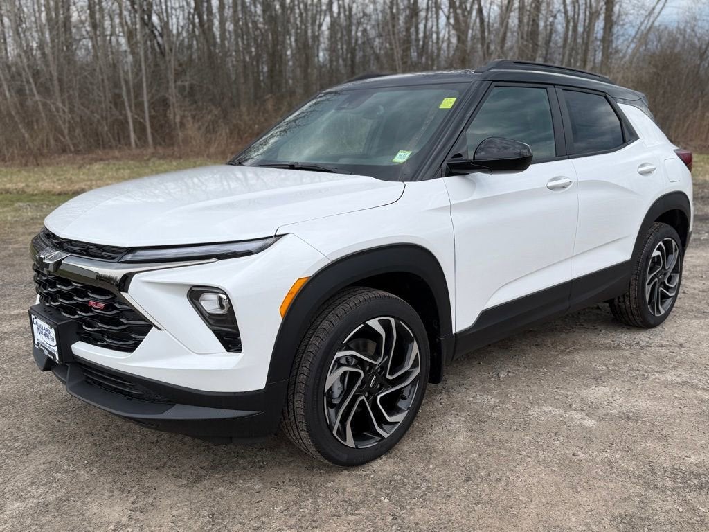 2026 Chevrolet Trailblazer RS in Iridescent Pearl Tricoat — front three-quarter view